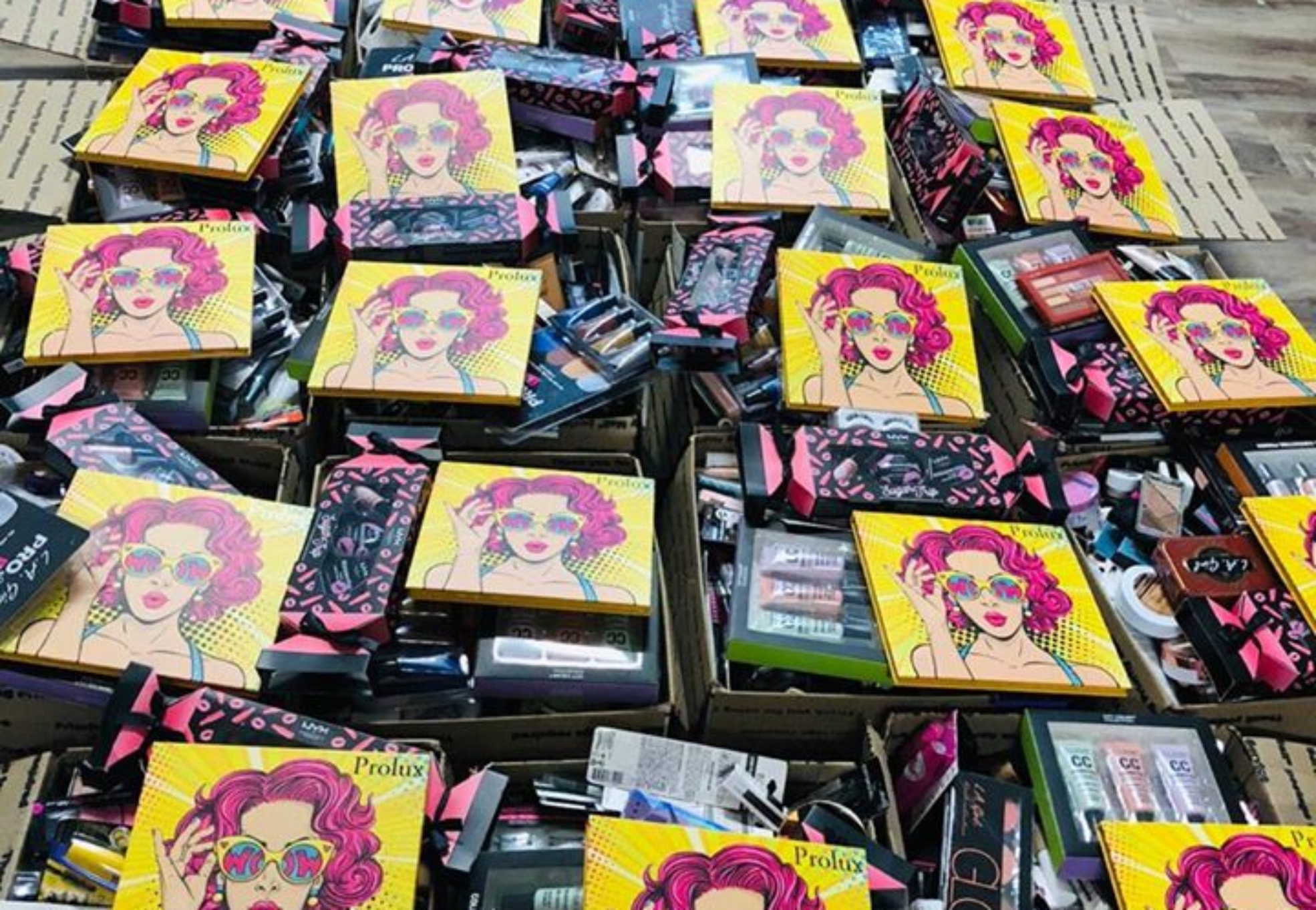 cosmeticos al por mayor